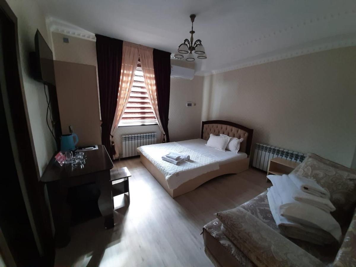 Keruen Hotel Taraz Exterior photo